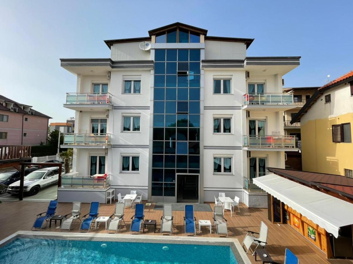 Hotel Brian Velipojë Exterior foto