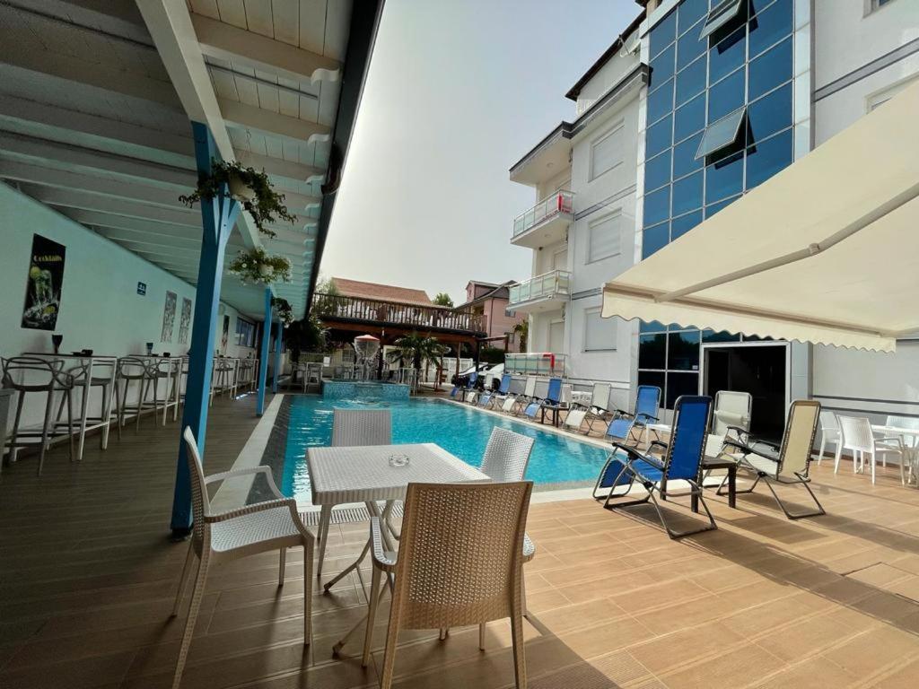 Hotel Brian Velipojë Exterior foto